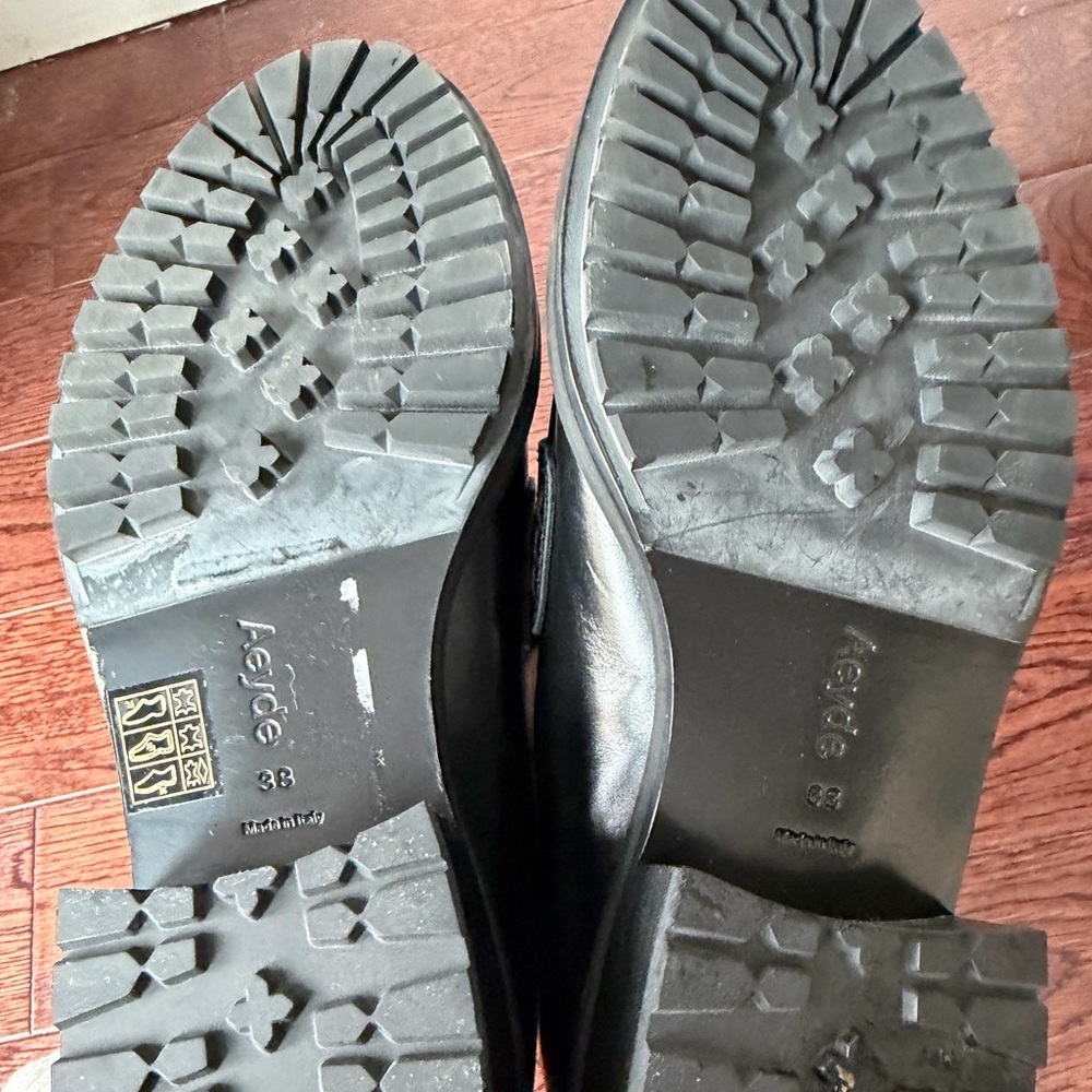 Aeyde Black Leather Loafers - Picture 4 of 4